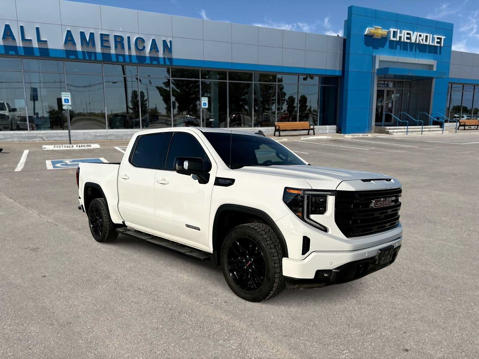 Used 2025 GMC Sierra 1500 Elevation w/ Elevation Premium Package RWD image 2