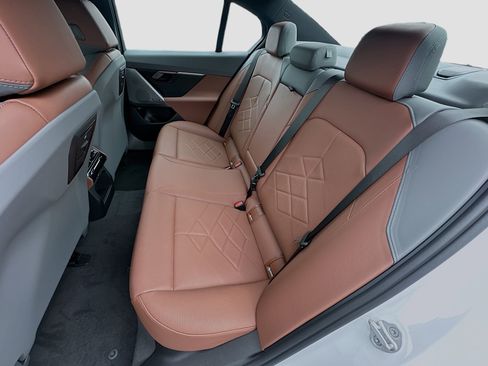 New 2026 BMW 530i w/ M Sport Package RWD image 21