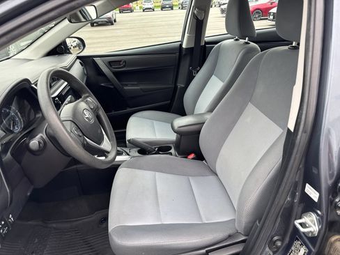 Used 2019 Toyota Corolla L w/ Body Protection Package FWD image 9