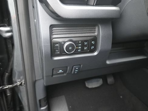 New 2026 Ford F250 Platinum AWD/4WD image 13