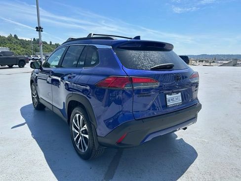 Certified 2023 Toyota Corolla Cross XLE w/ Convenience Package AWD/4WD image 9