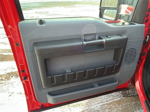 Used 2016 Ford F250 XL w/ Power Equipment Group image 30