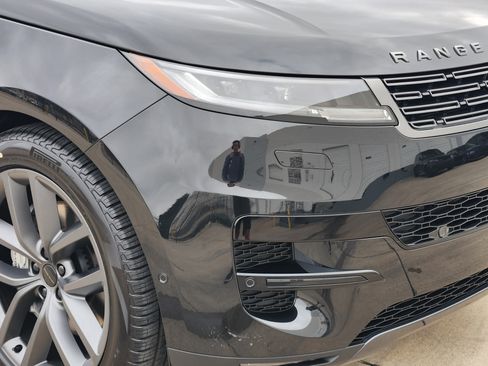 New 2026 Land Rover Range Rover Sport SE image 8