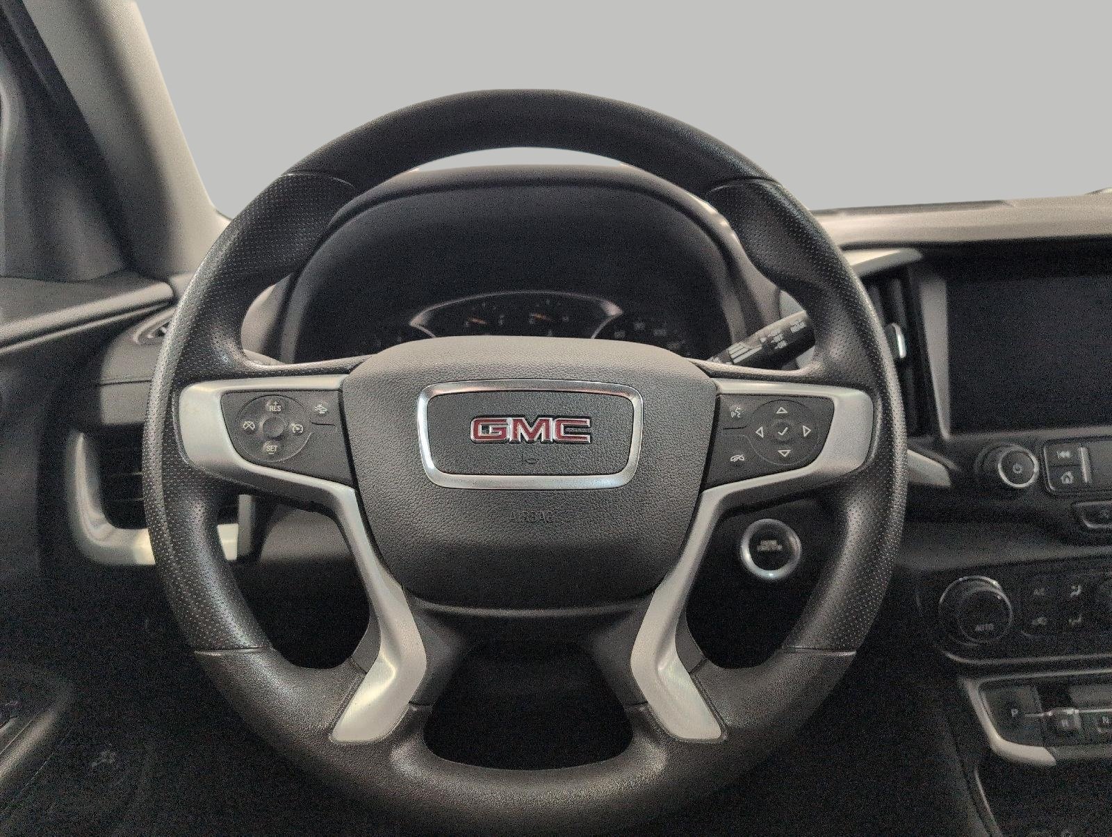 Used 2023 GMC Terrain SLE w/ Driver Convenience Package AWD/4WD image 5