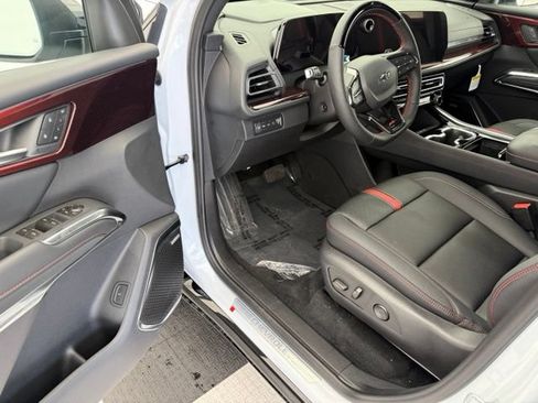 New 2026 Chevrolet Traverse RS AWD/4WD image 35