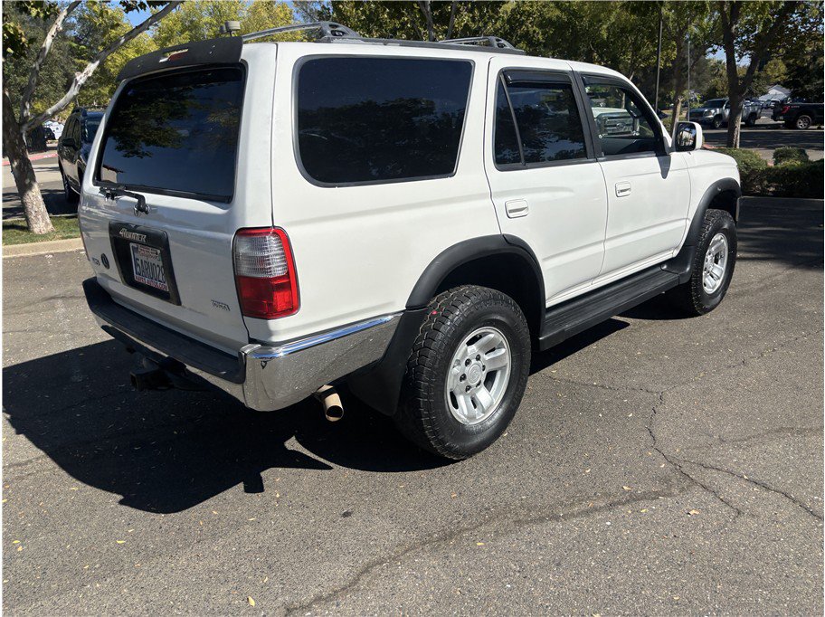 Used 1998 Toyota 4Runner SR5 w/ Preferred Equipment Group 1 AWD/4WD image 6