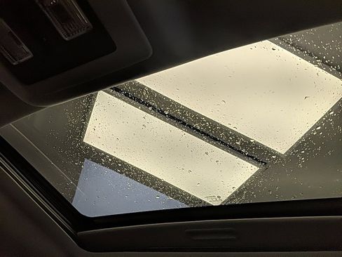 Used 2016 RAM 1500 Laramie Longhorn w/ Convenience Group image 31