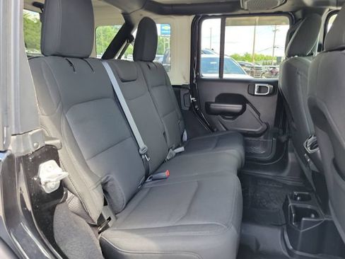 Used 2021 Jeep Wrangler Unlimited Sport AWD/4WD image 24