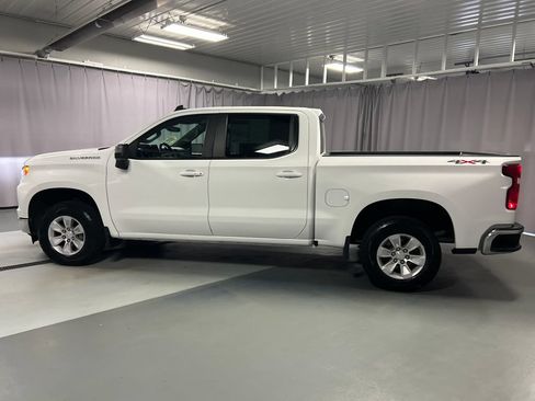 Used 2022 Chevrolet Silverado 1500 LT AWD/4WD image 4