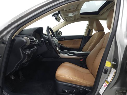 Used 2016 Lexus IS 300 AWD w/ Navigation System Package image 4