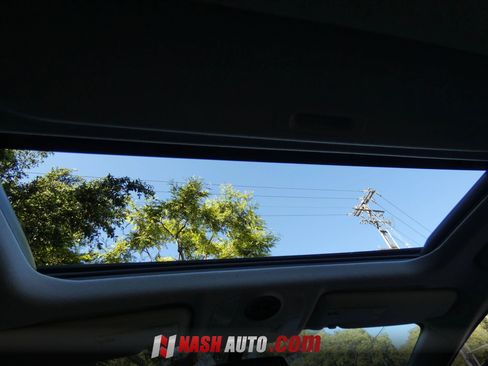 Used 2014 Toyota Prius Four w/ Solar Roof Package FWD image 44