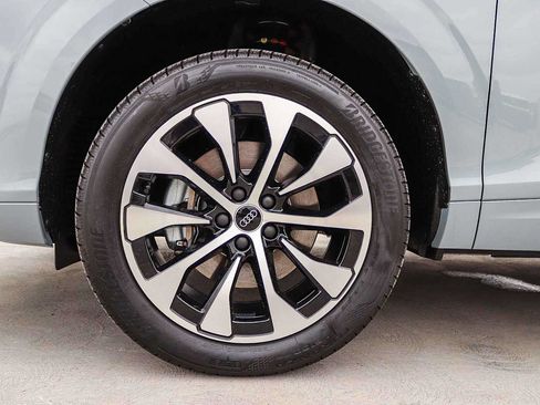 New 2026 Audi Q3 quattro 2.0T AWD/4WD image 14