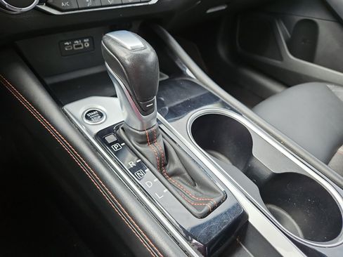 Used 2024 Nissan Altima 2.5 SR FWD image 26