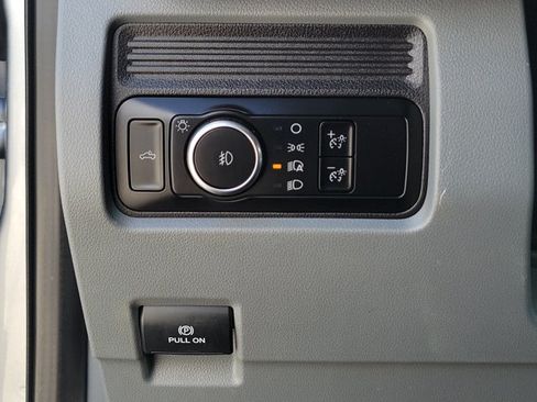 Certified 2024 Ford F350 XLT w/ 360-Degree Camera Package AWD/4WD image 22