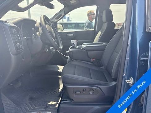 Used 2024 Chevrolet Silverado 1500 Custom Trail Boss w/ LPO, Dark Essentials Package AWD/4WD image 11