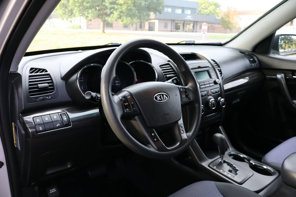 Used 2013 Kia Sorento LX AWD/4WD image 15