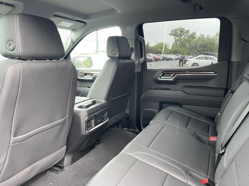 Used 2023 GMC Sierra 1500 Elevation w/ Elevation Premium Package AWD/4WD image 23