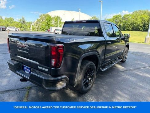 Used 2023 GMC Sierra 1500 Elevation AWD/4WD image 3