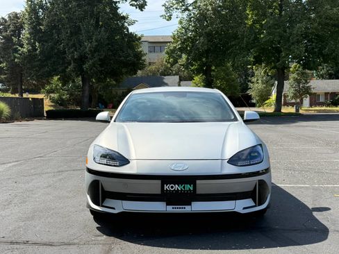 Used 2023 Hyundai Ioniq 6 SEL AWD/4WD image 9