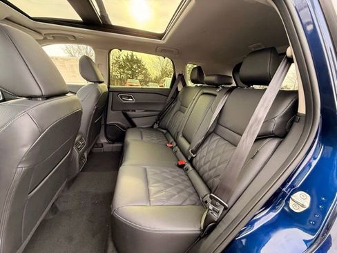 New 2026 Nissan Rogue Platinum w/ Platinum Premium Package image 15