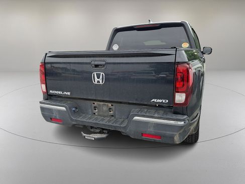 Used 2017 Honda Ridgeline RTL-T image 8