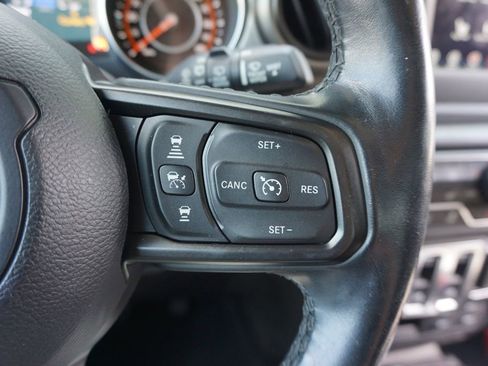 Used 2020 Jeep Wrangler Sport AWD/4WD image 9