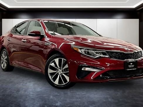 Used 2019 Kia Optima S image 1