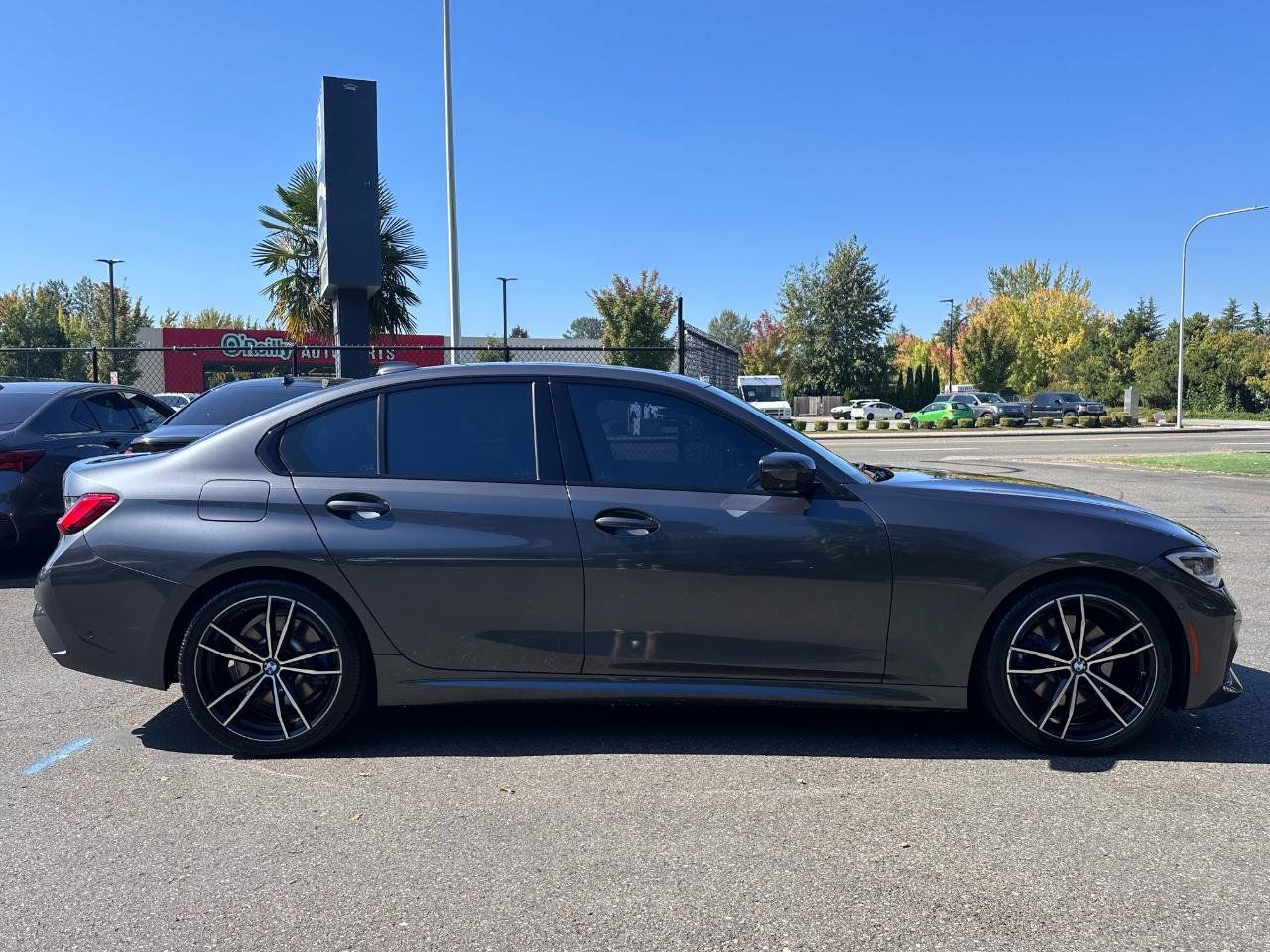 Used 2020 BMW 330i Sedan w/ Executive Package RWD image 22