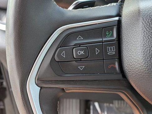 Used 2024 Jeep Grand Cherokee Altitude AWD/4WD image 21