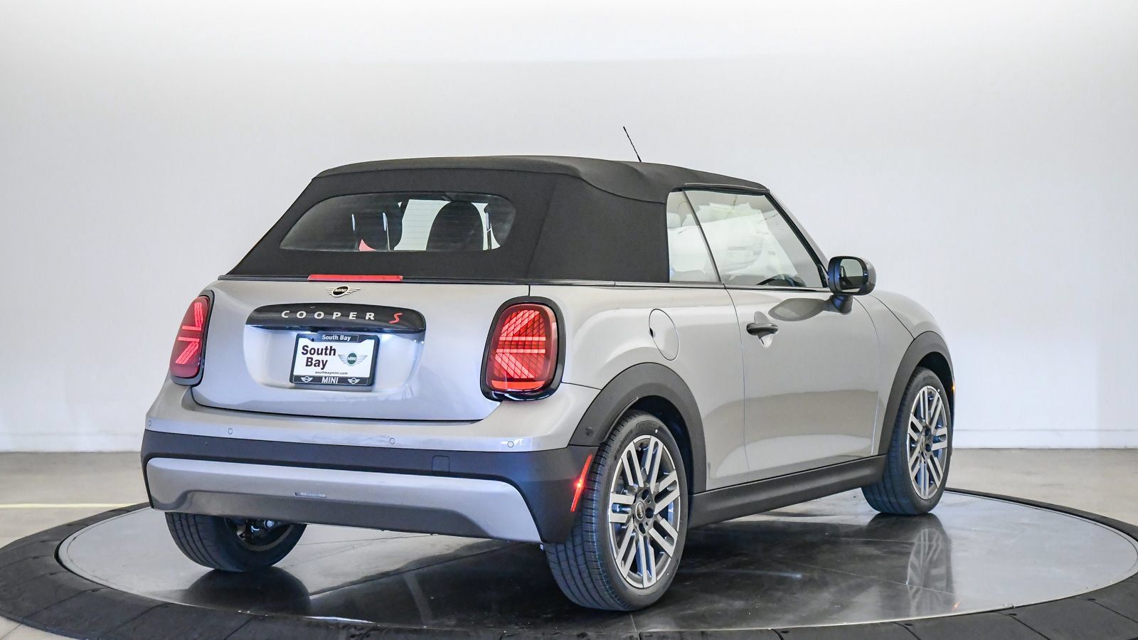 New 2026 MINI Cooper S FWD image 5