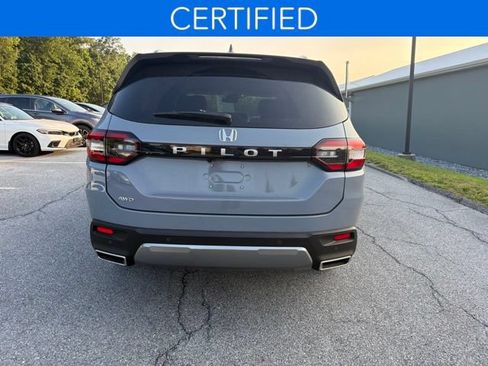 Certified 2026 Honda Pilot EX-L image 6