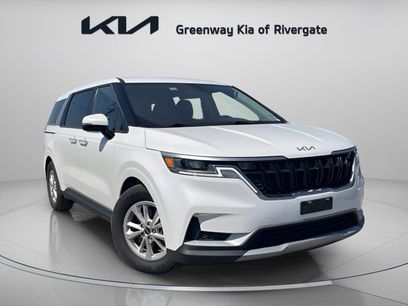 Used 2023 Kia Carnival LX