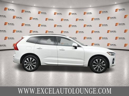 Used 2023 Volvo XC60 B5 Core AWD/4WD image 6