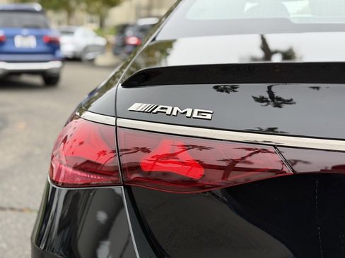 New 2026 Mercedes-Benz E 53 AMG e 4MATIC Sedan image 8