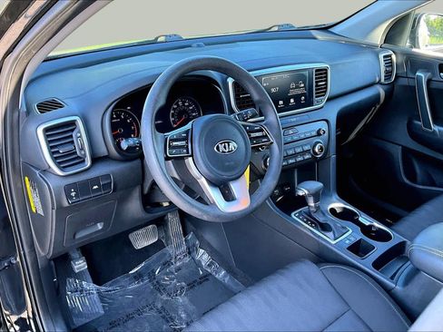 Used 2020 Kia Sportage LX FWD image 25