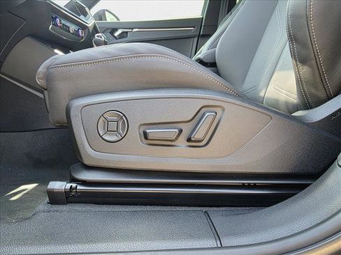New 2025 Audi Q3 2.0T Premium w/ Convenience Package image 14