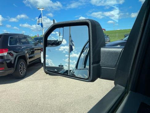 Used 2020 Ford F150 XLT w/ Equipment Group 302A Luxury AWD/4WD image 33