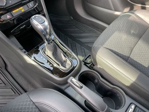 Certified 2022 Buick Encore Preferred w/ Safety Package II image 17