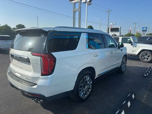 Used 2023 GMC Yukon Denali Ultimate image 4