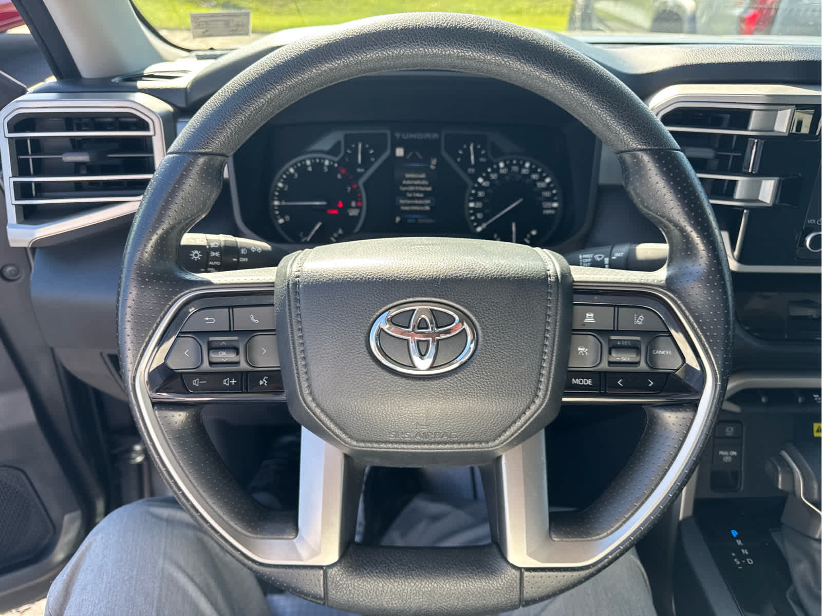 Used 2024 Toyota Tundra SR5 w/ SR5 Convenience Package AWD/4WD image 37