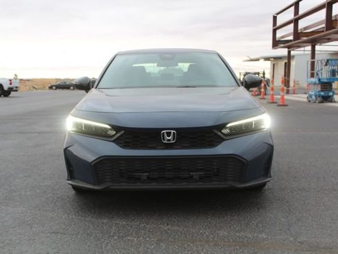 Used 2025 Honda Civic Sport image 9
