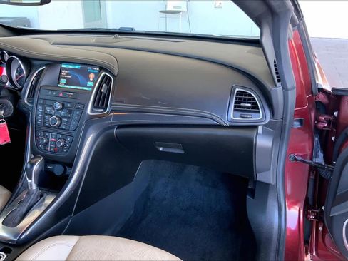 Used 2019 Buick Cascada Premium image 19