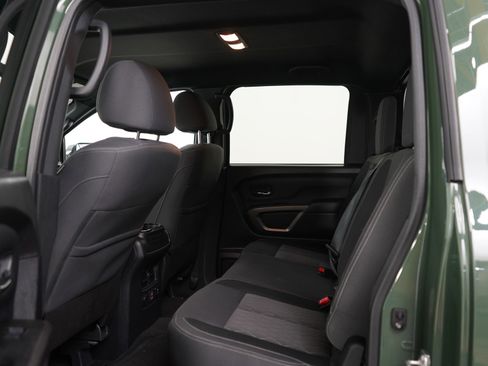 Used 2024 Nissan Titan SV w/ SV Bronze Edition Package AWD/4WD image 18