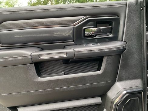 Used 2023 RAM 2500 Limited AWD/4WD image 31
