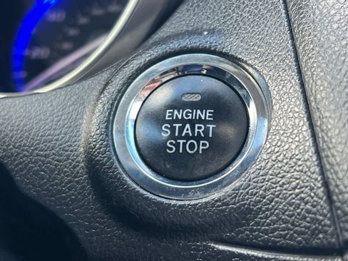 Used 2016 Subaru Outback 2.5i Limited image 23