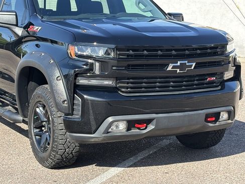 Used 2020 Chevrolet Silverado 1500 LT Trail Boss AWD/4WD image 12