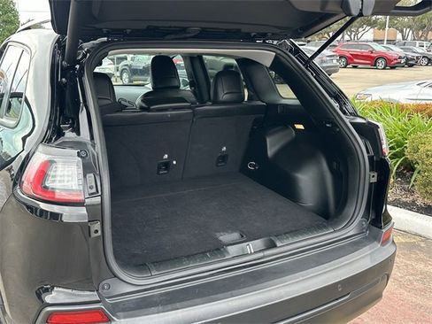 Used 2023 Jeep Cherokee Altitude Lux image 24