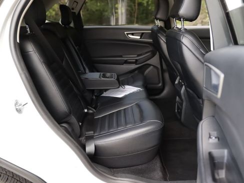 Used 2024 Ford Edge SEL AWD/4WD image 25