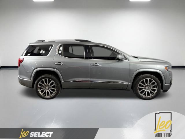 Used 2023 GMC Acadia Denali w/ Denali Ultimate Package AWD/4WD image 5