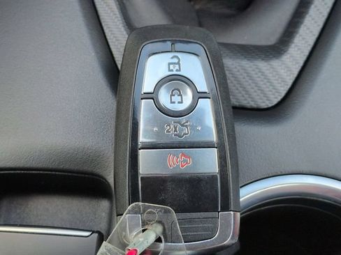Used 2025 Ford Mustang GT Premium RWD image 27